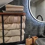 Apartment Vintage Four Katusekorter *