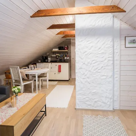 아파트 Vintage Four Katusekorter